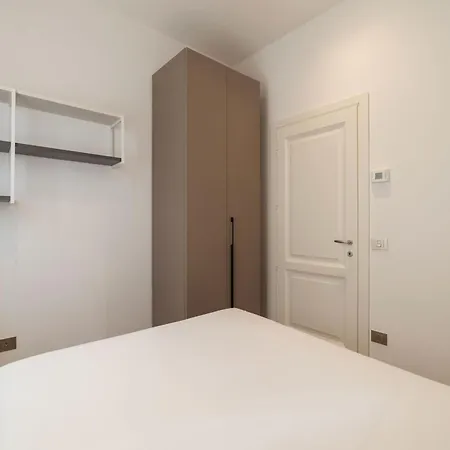 Joivy Cavour 238 Rom