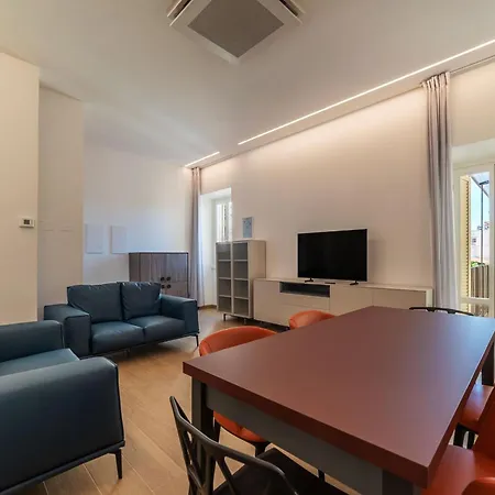 Joivy Cavour 238 * Rom