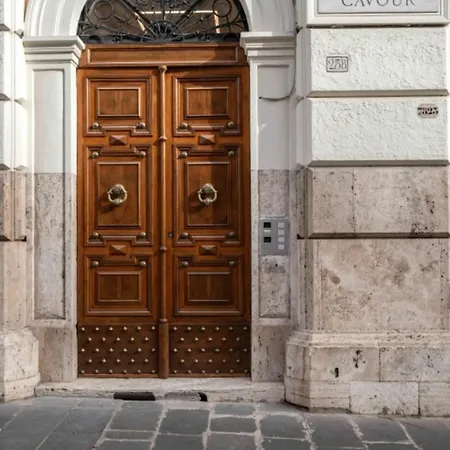 Joivy Cavour 238 *