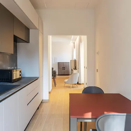 Joivy Cavour 238 Rom