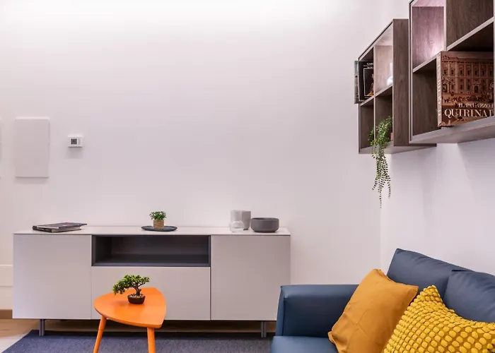 Joivy Cavour 238 * Řím