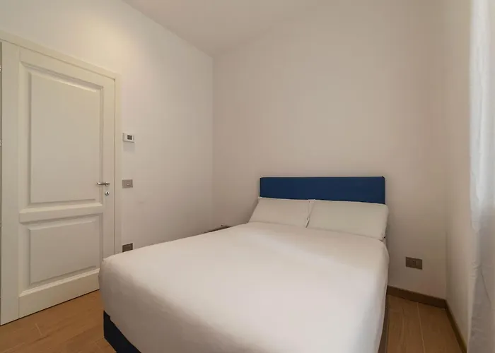 Joivy Cavour 238 * Řím