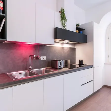 Joivy Cavour 238 Daire *