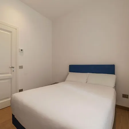 Joivy Cavour 238 * Roma